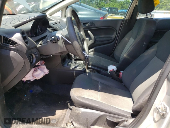2017 Ford Fiesta S z VIN 3FADP4AJ7HM162072, wystawiony jako Copart lot #58760304 z przebiegiem 122 751 mil mil oraz Szkoda całkowita • Salvage title. Historia ofert i sprzedaży dostępna na DreamBid. Obrazek 7.