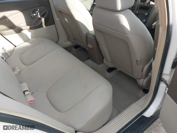 2006 Chevrolet Malibu LS w/1LS with VIN 1G1ZS51F56F245473, listed as a IAAI auction lot 38654238 with 202,950 mi miles. Bid and sale history available at carsss.com. Image 8.