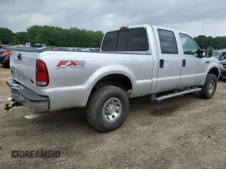 2004 Ford F-250 XL with VIN 1FTNW21L94EE03900, listed as a Copart auction lot 57838765 with 185,837 mi miles and Salvage title. Bid and sale history available at DreamBid. Image 3.