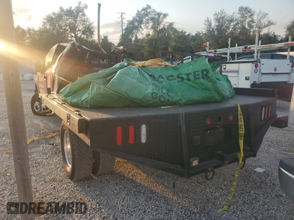 2017 Ford F-350 XL z VIN 1FD8X3HT5HEE79119, wystawiony jako Copart lot #74340554 z przebiegiem Nie podano mil oraz Nie do naprawy. Historia ofert i sprzedaży dostępna na DreamBid. Obrazek 2.
