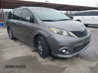 2012 Toyota Sienna SE with VIN 5TDXK3DC3CS176184, listed as a IAAI auction lot 41508814 with 162,052 mi miles. Bid and sale history available at carsss.com. Image 1.