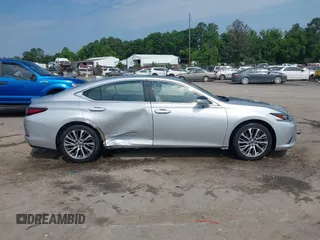 2019 Lexus ES 350 with VIN 58ABZ1B17KU040330, listed as a IAAI auction lot 42448444 with 86,126 mi miles and . Bid and sale history available at DreamBid. Image 13.