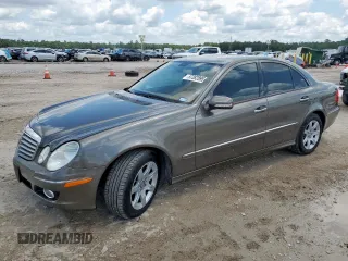 2008 Mercedes-Benz E 320 with VIN WDBUF22X08B306216, listed as a Copart auction lot 57382895 with 173,345 mi miles and Clean title. Bid and sale history available at DreamBid. Image 1.