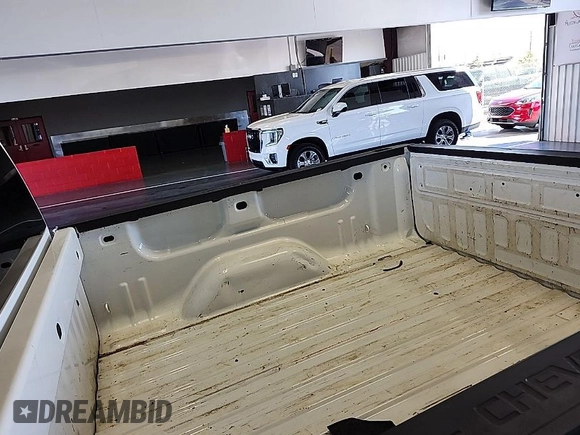 2018 Chevrolet Silverado 1500 Work Truck with VIN 3GCUKNEC7JG526182, listed as a IAAI auction lot 42093673 with 103,303 mi miles. Bid and sale history available at carsss.com. Image 1.