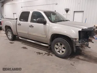 2008 GMC Sierra 1500 SLE1 with VIN 3GTEK13J38G212280, listed as a IAAI auction lot 41499750 with 196,175 mi miles. Bid and sale history available at carsss.com. Image 1.