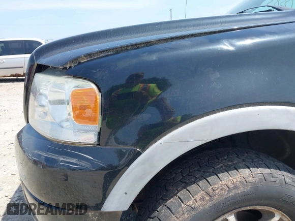 2007 Ford F-150 XLT z VIN 1FTPW14V07KC31620, wystawiony jako IAAI lot #42713583 z przebiegiem 149 129 mil mil oraz . Historia ofert i sprzedaży dostępna na DreamBid. Obrazek 17.