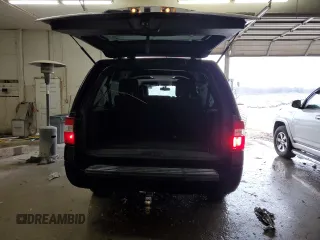 2008 Ford Expedition Max SSV with VIN 1FMFK15548LA18585, listed as a Copart auction lot 43823955 with 172,056 mi miles and Salvage title. Bid and sale history available at DreamBid. Image 6.