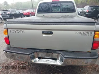 2001 Toyota Tacoma with VIN 5TEHN72N81Z840101, listed as a IAAI auction lot 42201024 with 133,958 mi miles and . Bid and sale history available at carsss.com. Image 6.