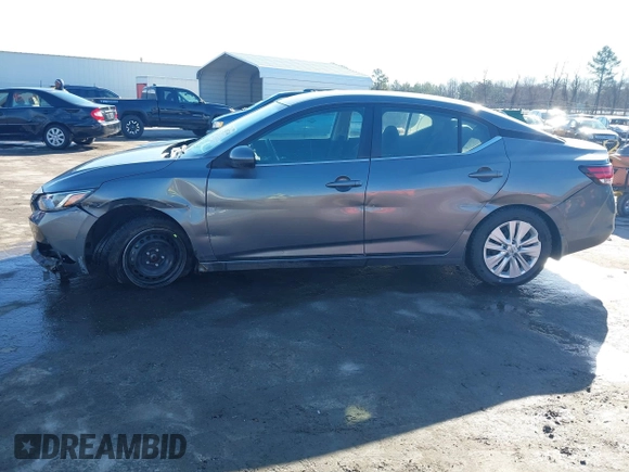 2022 Nissan Sentra S with VIN 3N1AB8BV7NY231435, listed as a IAAI auction lot 41527240 with 52,690 mi miles. Bid and sale history available at carsss.com. Image 14.