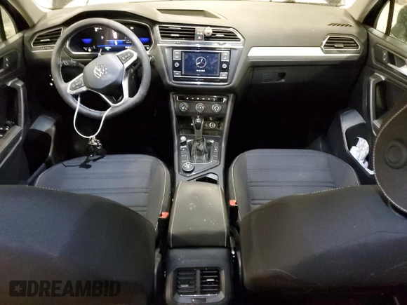 2024 Volkswagen Tiguan S с VIN 3VVFB7AX3RM047267, выставлен на аукционе Copart как лот 46821515 с пробегом 28 858 миль миль и Списание • Salvage title. История ставок и продаж доступна на DreamBid. Изображение 8.