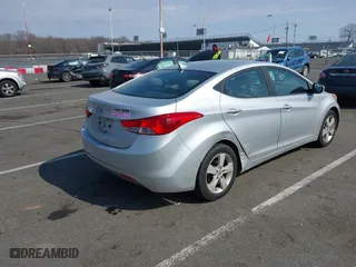 2011 Hyundai Elantra Ltd with VIN KMHDH4AE9BU140051, listed as a IAAI auction lot 41721100 with 185,075 mi miles. Bid and sale history available at carsss.com. Image 4.