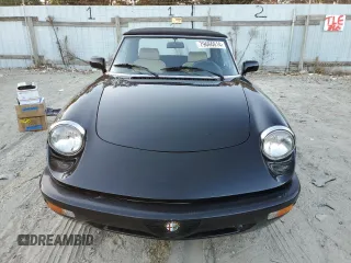 1991 Alfa Romeo Spider z VIN ZARBB32G1M6007546, wystawiony jako Copart lot #79666614 z przebiegiem 72 567 mil mil oraz Czysty tytuł • Clean title. Historia ofert i sprzedaży dostępna na DreamBid. Obrazek 5.