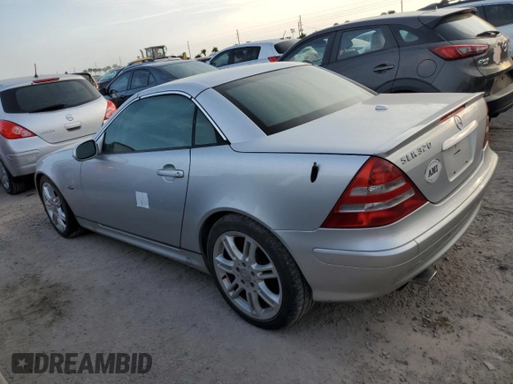 2004 Mercedes-Benz SLK-Class with VIN WDBKK65FX4F303114, listed as a Copart auction lot 75120644 with 0 mi miles and Non Repairable. Bid and sale history available at carsss.com. Image 2.
