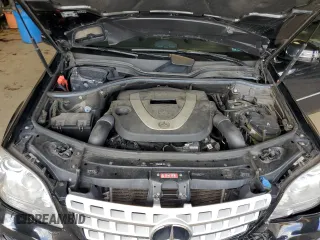 2011 Mercedes-Benz M 350 z VIN 4JGBB8GB4BA634476, wystawiony jako Copart lot #55727835 z przebiegiem 173 516 mil mil oraz Szkoda całkowita • Salvage title. Historia ofert i sprzedaży dostępna na DreamBid. Obrazek 11.