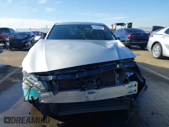 2019 Nissan Altima 2.5 SV with VIN 1N4BL4DV9KC178879, listed as a IAAI auction lot 41611524 with 71,051 mi miles. Bid and sale history available at carsss.com. Image 13.
