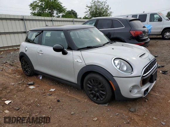 2018 MINI Hardtop Cooper S with VIN WMWXP7C57J2A49227, listed as a Copart auction lot 64254734 with 81,370 mi miles and Salvage Title. Bid and sale history available at DreamBid. Image 4.