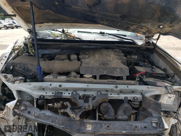 2019 Toyota 4Runner SR5 with VIN JTEBU5JR9K5695720, listed as a Copart auction lot 60170145 with Not provided miles and Salvage title. Bid and sale history available at DreamBid. Image 11.