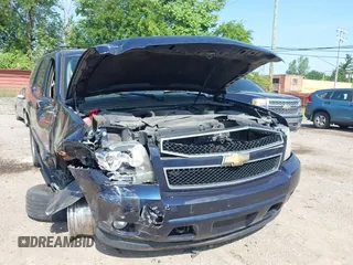 2007 Chevrolet Tahoe LT with VIN 1GNFK13027R261438, listed as a IAAI auction lot 42571229 with 178,632 mi miles and . Bid and sale history available at DreamBid. Image 17.
