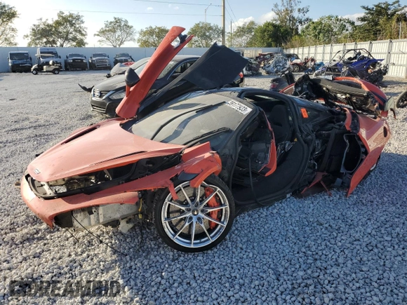 2021 McLaren 765LT z VIN SBM14RCA3MW765537, wystawiony jako Copart lot #39177933 z przebiegiem Nie podano mil oraz Szkody całkowita. Historia ofert i sprzedaży dostępna na DreamBid. Obrazek 1.