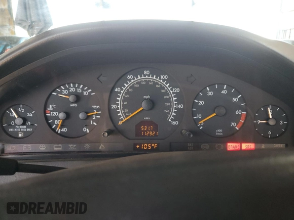 1998 Mercedes-Benz SL-Class with VIN WDBFA67F4WF157443, listed as a Copart auction lot 71600814 with 112,921 mi miles and Clean Title. Bid and sale history available at carsss.com. Image 9.