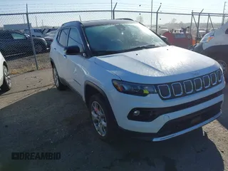 2022 Jeep Compass High Altitude with VIN 3C4NJDCB5NT141390, listed as a IAAI auction lot 40650251 with 28,868 mi miles and . Bid and sale history available at carsss.com. Image 1.