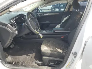 2020 Ford Fusion SE with VIN 3FA6P0HD3LR258035, listed as a Copart auction lot 50219275 with 70,631 mi miles and Salvage title. Bid and sale history available at DreamBid. Image 7.