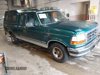 1996 Ford F-150 z VIN 1FTEX15N9TKA18520, wystawiony jako IAAI lot #42307888 z przebiegiem 249 260 mil mil oraz . Historia ofert i sprzedaży dostępna na DreamBid. Obrazek 1.