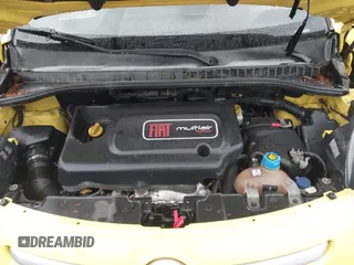 2014 FIAT 500L Trekking with VIN ZFBCFADH9EZ028886, listed as a IAAI auction lot 41439379 with 237,717 mi miles and . Bid and sale history available at DreamBid. Image 10.