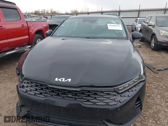 2022 Kia K5 LXS with VIN 5XXG14J28NG121187, listed as a IAAI auction lot 41660735 with 58,185 mi miles. Bid and sale history available at carsss.com. Image 13.