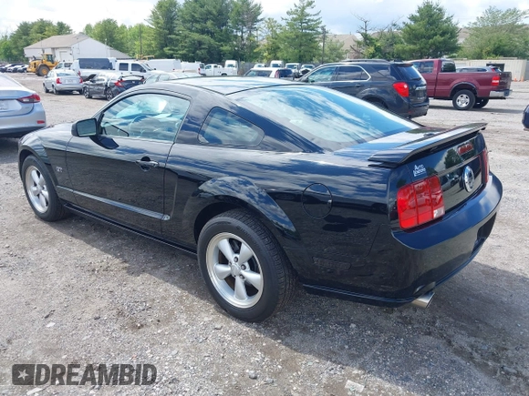 2007 Ford Mustang GT Deluxe with VIN 1ZVHT82H275346816, listed as a IAAI auction lot 42341547 with 89,870 mi miles and . Bid and sale history available at DreamBid. Image 3.