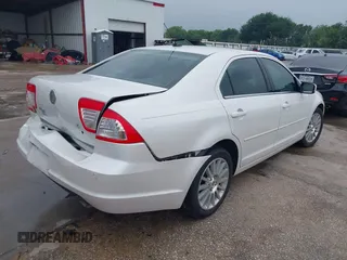 2009 Mercury Milan Premier z VIN 3MEHM08179R604905, wystawiony jako IAAI lot #42200193 z przebiegiem 130 771 mil mil oraz . Historia ofert i sprzedaży dostępna na DreamBid. Obrazek 4.