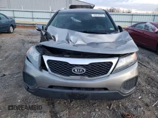 2013 Kia Sorento LX with VIN 5XYKTDA24DG368043, listed as a Copart auction lot 42010575 with 160,825 mi miles and Salvage Title. Bid and sale history available at carsss.com. Image 5.