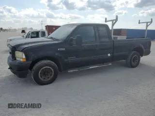 2002 Ford F-250 XL with VIN 1FTNX20F62EC68218, listed as a Copart auction lot 43223935 with 457,709 mi miles and Salvage title. Bid and sale history available at DreamBid. Image 1.