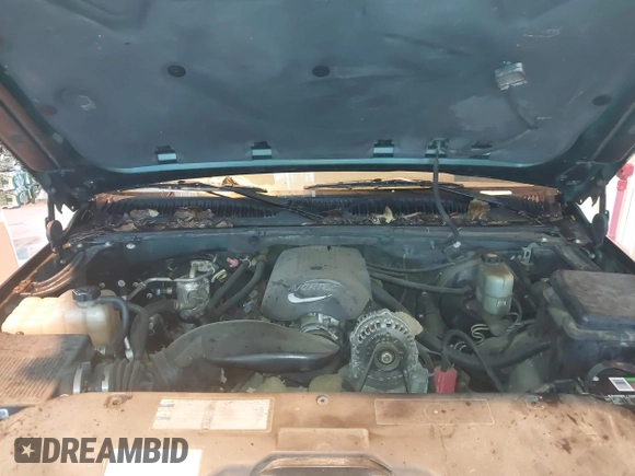 2002 Chevrolet Tahoe LS with VIN 1GNEC13V92J308220, listed as a IAAI auction lot 42362047 with 230,859 mi miles and . Bid and sale history available at DreamBid. Image 10.