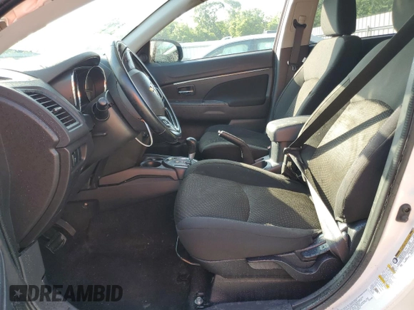2016 Mitsubishi Outlander ES z VIN JA4AP3AU2GZ064690, wystawiony jako Copart lot #57950975 z przebiegiem Nie podano mil oraz Czysty tytuł • Clean title. Historia ofert i sprzedaży dostępna na DreamBid. Obrazek 7.