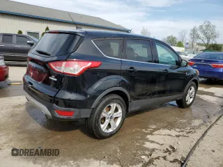 2016 Ford Escape SE z VIN 1FMCU0G99GUA13835, wystawiony jako Copart lot #52401865 z przebiegiem 130 143 mil mil oraz Szkoda całkowita • Salvage title. Historia ofert i sprzedaży dostępna na DreamBid. Obrazek 3.