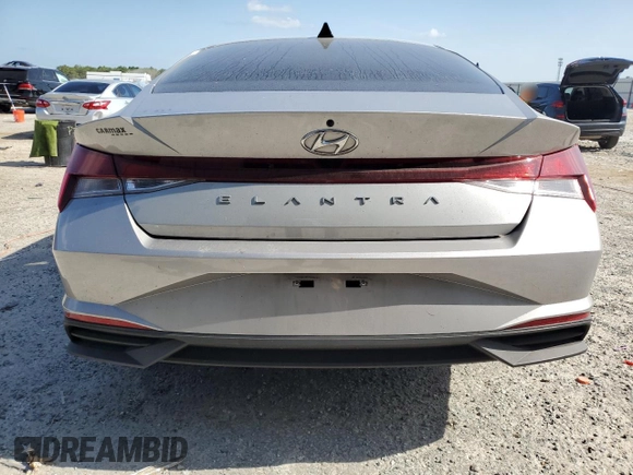 2022 Hyundai Elantra SEL z VIN 5NPLM4AG1NH083467, wystawiony jako Copart lot #55563535 z przebiegiem 32 178 mil mil oraz Szkoda całkowita • Salvage title. Historia ofert i sprzedaży dostępna na DreamBid. Obrazek 6.