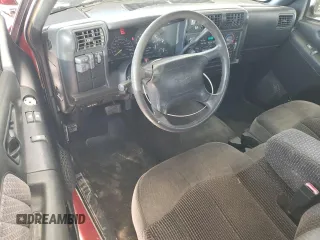 1996 GMC Sonoma SLS with VIN 1GTDT19W9T8510620, listed as a Copart auction lot 75432024 with 132,192 mi miles and Salvage Title. Bid and sale history available at carsss.com. Image 8.