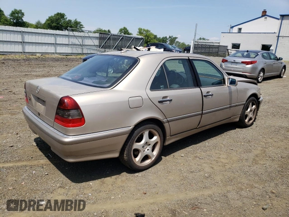 2000 Mercedes-Benz C 230/260/280/320 z VIN WDBHA29G8YA784170, wystawiony jako Copart lot #60810054 z przebiegiem Nie podano mil oraz Szkoda całkowita • Salvage title. Historia ofert i sprzedaży dostępna na DreamBid. Obrazek 3.