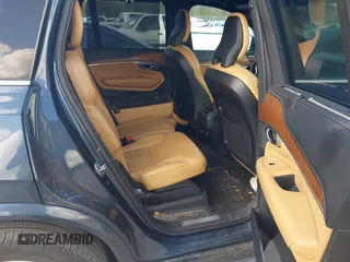 2019 Volvo XC90 Inscription with VIN YV4A22PL1K1456870, listed as a IAAI auction lot 41943687 with 116,049 mi miles. Bid and sale history available at carsss.com. Image 8.