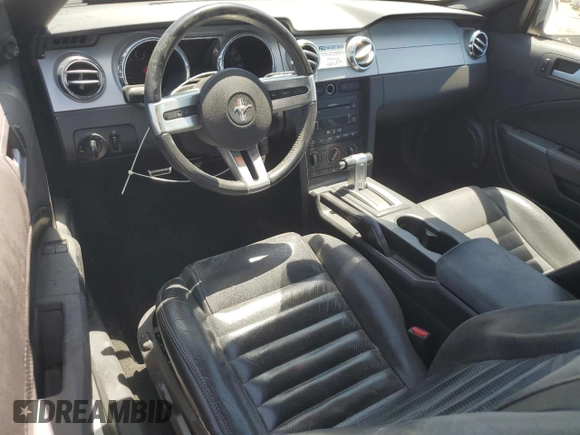 2007 Ford Mustang GT Deluxe with VIN 1ZVHT82H475311629, listed as a Copart auction lot 61920705 with 111,557 mi miles and Clean title. Bid and sale history available at DreamBid. Image 8.
