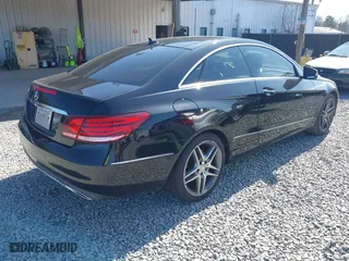 2014 Mercedes-Benz E-Class E 350 with VIN WDDKJ5KBXEF248011, listed as a IAAI auction lot 41566643 with 120,108 mi miles. Bid and sale history available at carsss.com. Image 4.