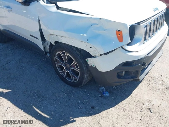 2015 Jeep Renegade Limited with VIN ZACCJADTXFPC18471, listed as a IAAI auction lot 41698973 with 77,033 mi miles. Bid and sale history available at carsss.com. Image 6.