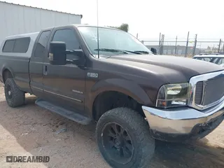 2000 Ford Super Duty F-350 SRW XL with VIN 1FTSX31FXYEB52620, listed as a IAAI auction lot 41944992 with NaN miles. Bid and sale history available at carsss.com. Image 1.