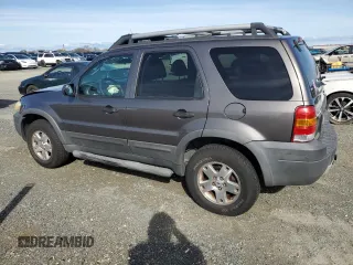 2006 Ford Escape XLT with VIN 1FMCU93176KA17929, listed as a Copart auction lot 49706965 with 256,268 mi miles and Salvage Title. Bid and sale history available at carsss.com. Image 2.