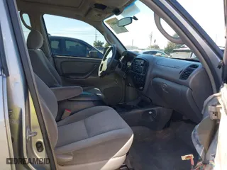 2005 Toyota Tundra SR5 with VIN 5TBET34105S483228, listed as a IAAI auction lot 41640857 with 214,498 mi miles. Bid and sale history available at carsss.com. Image 5.
