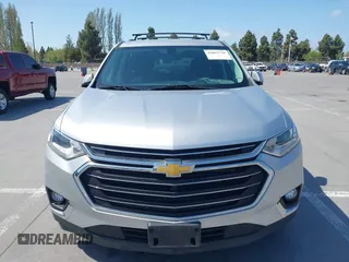 2018 Chevrolet Traverse LT Cloth with VIN 1GNEVGKW6JJ260309, listed as a IAAI auction lot 42063720 with 114,855 mi miles. Bid and sale history available at carsss.com. Image 12.