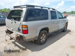 2005 Chevrolet Suburban Z71 with VIN 3GNFK16Z15G258117, listed as a IAAI auction lot 42178365 with 237,271 mi miles and . Bid and sale history available at DreamBid. Image 4.