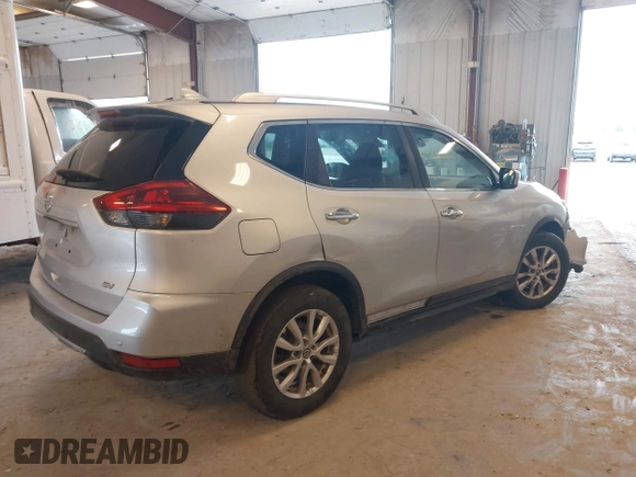 2019 Nissan Rogue SV with VIN KNMAT2MT6KP508415, listed as a IAAI auction lot 42314626 with 139,938 mi miles and . Bid and sale history available at DreamBid. Image 4.