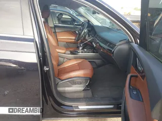2018 Audi Q7 Premium Plus z VIN WA1LAAF75JD054810, wystawiony jako IAAI lot #42049892 z przebiegiem 43 297 mil mil oraz . Historia ofert i sprzedaży dostępna na DreamBid. Obrazek 5.
